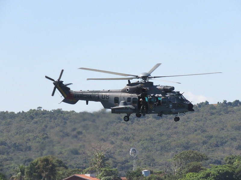 Helic Ptero Da Marinha Cai Em Goi S Revista Asas